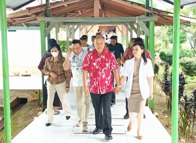 bupati sumba barat