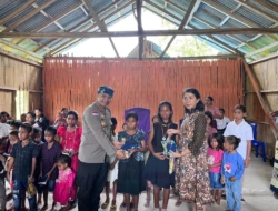 Dari Gereja ke Sekolah, Kapolres Sumba Barat Gencarkan Minggu Kasih, Senin Ceria hingga Jumat Curhat