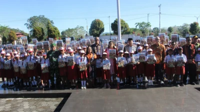 Gerakan Sumba Barat Membaca Dideklarasikan, Bupati Yohanis Dade Dorong Budaya Literasi