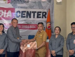 Bawaslu Sumba Barat Gandeng Kwarcab Pramuka, Teken MoU Penguatan Pengawasan Partisipatif Pemilu