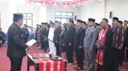 Bupati Yohanis Dade Lantik 102 Pejabat Pemkab Sumba Barat, Tekankan Integritas dan Pelayanan Publik